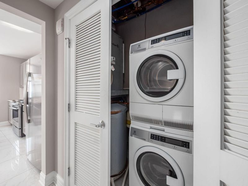 50 W Broad Street, Unit 2002, Columbus, OH 43215 Photo 14