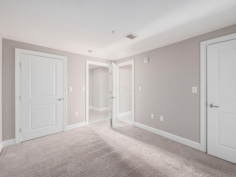 50 W Broad Street, Unit 2002, Columbus, OH 43215 Photo 9