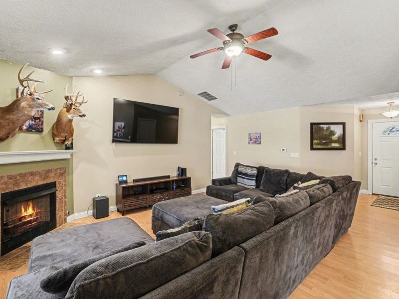 106 Nathans Lane, Green Township, OH 45154 Photo 5