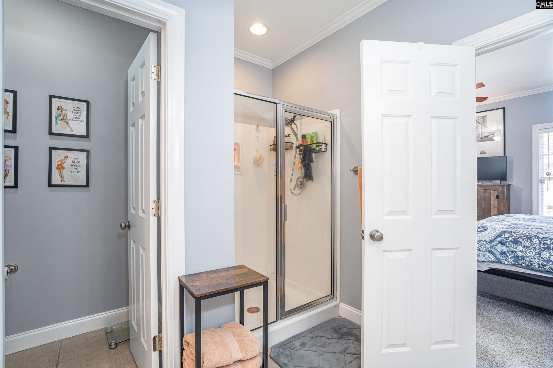 220 Ansonborough Drive Photo 12