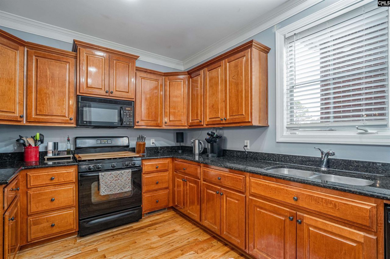 220 Ansonborough Drive  Photo 12