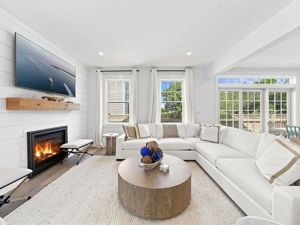 4 Goldenrod Court, Nantucket, MA 02554