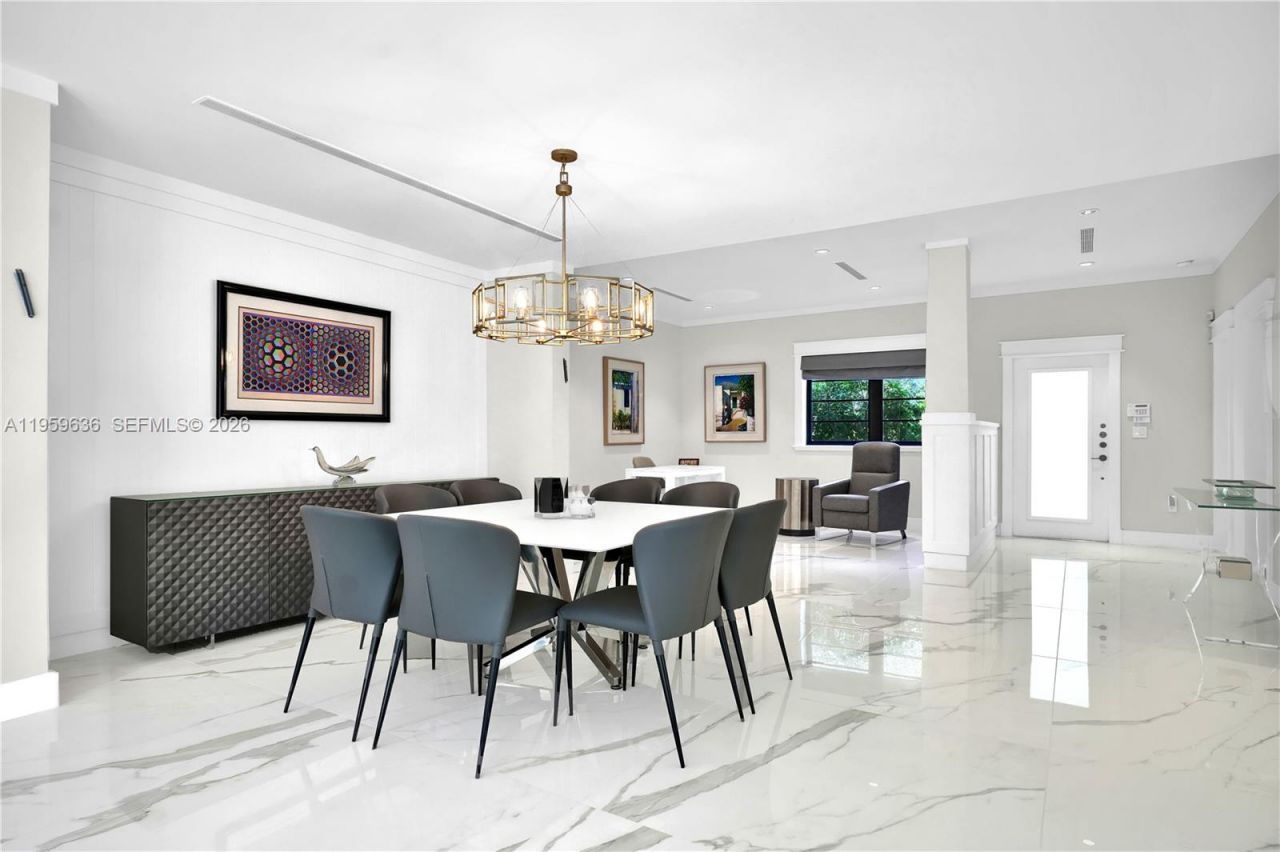 4363 Nautilus Dr , Miami Beach, FL 33140 Photo