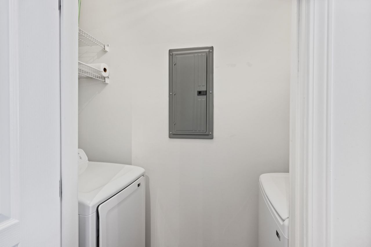 200 Bucksley Lane Photo 16