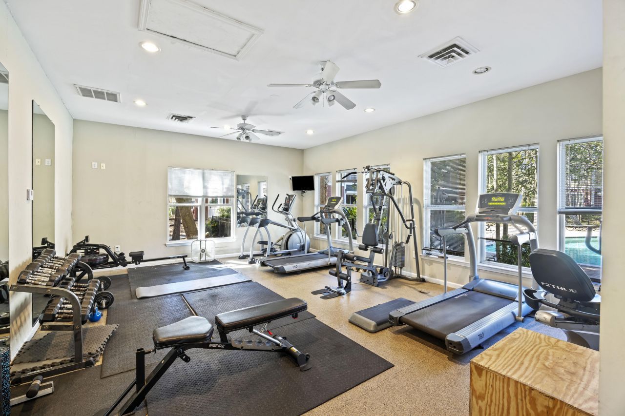 200 Bucksley Lane Photo 23