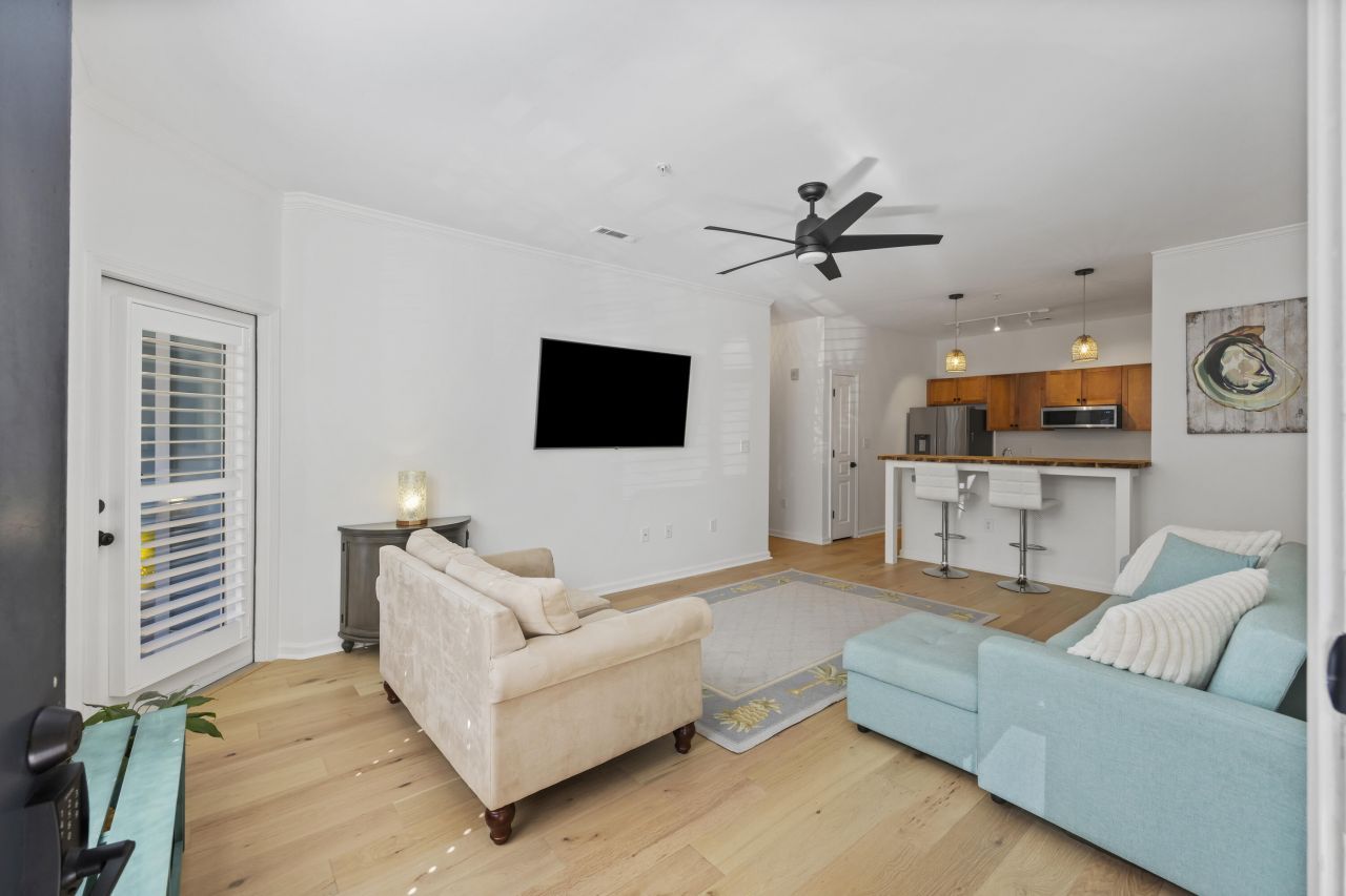 200 Bucksley Lane Photo 8