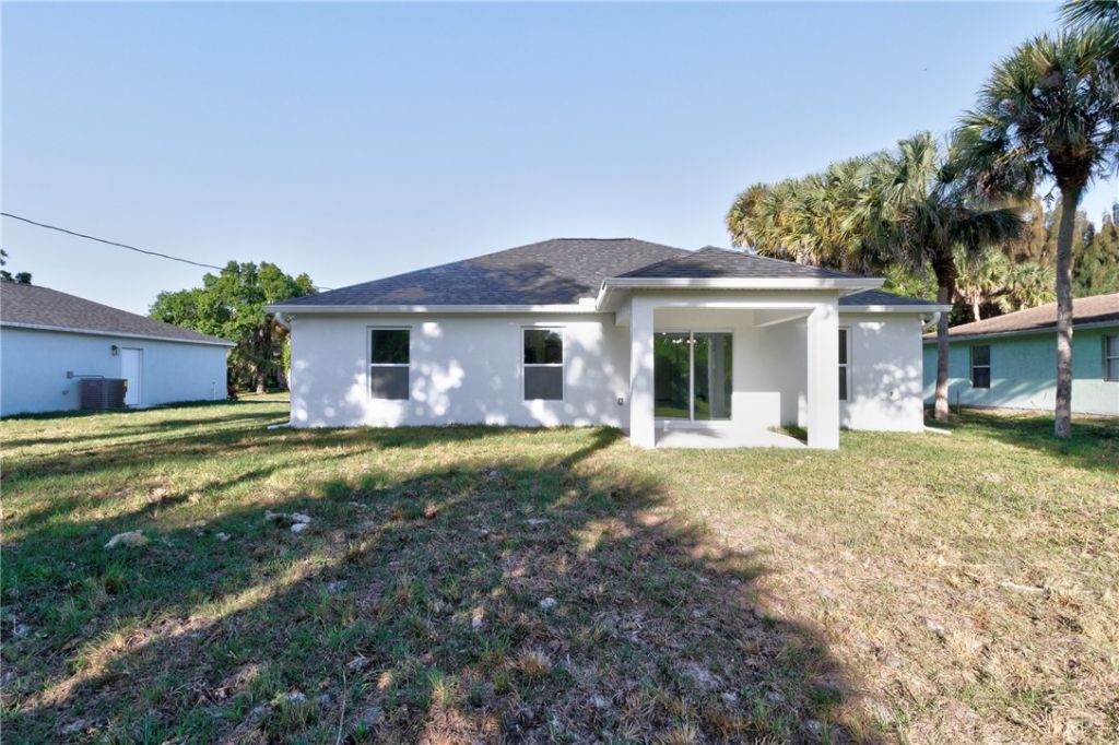 50 S Willow Street, Fellsmere, FL 32948 Photo