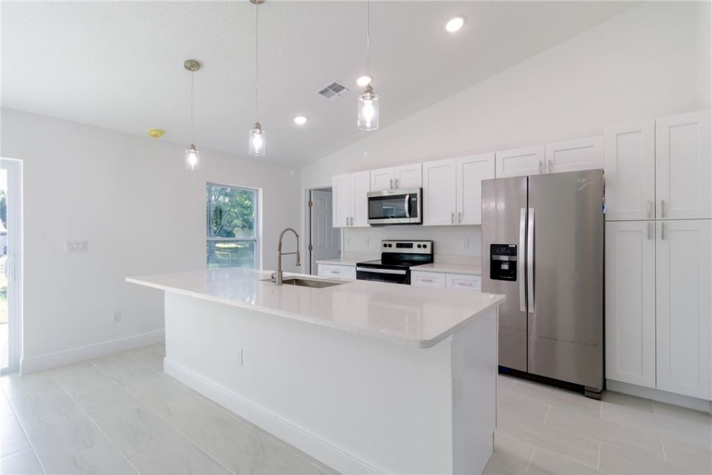 50 S Willow Street, Fellsmere, FL 32948 Photo