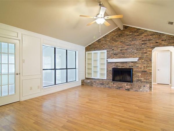 120 Marseille Drive, Hurst, TX 76054