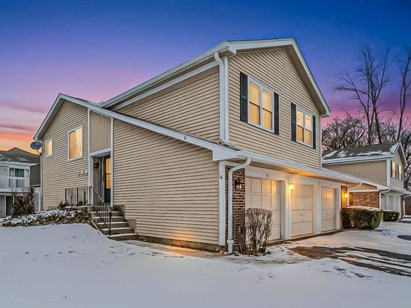 86 Silver Tree Circle, Cary, IL 60013