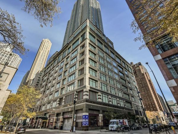 100 E Huron Street, Unit 2001, Chicago, IL 60611