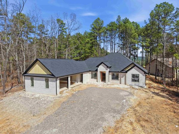 81 Elcano Drive, Hot Springs Village, AR 71909