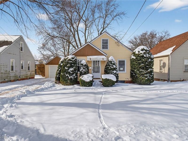 1207 Linwood Avenue SW, Canton, OH 44710 Photo 1