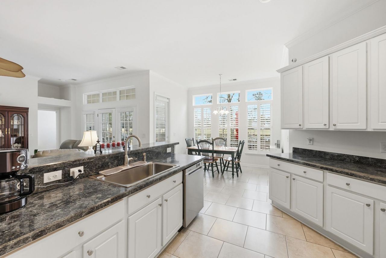 3529 Arrowhead Blvd. Photo 8