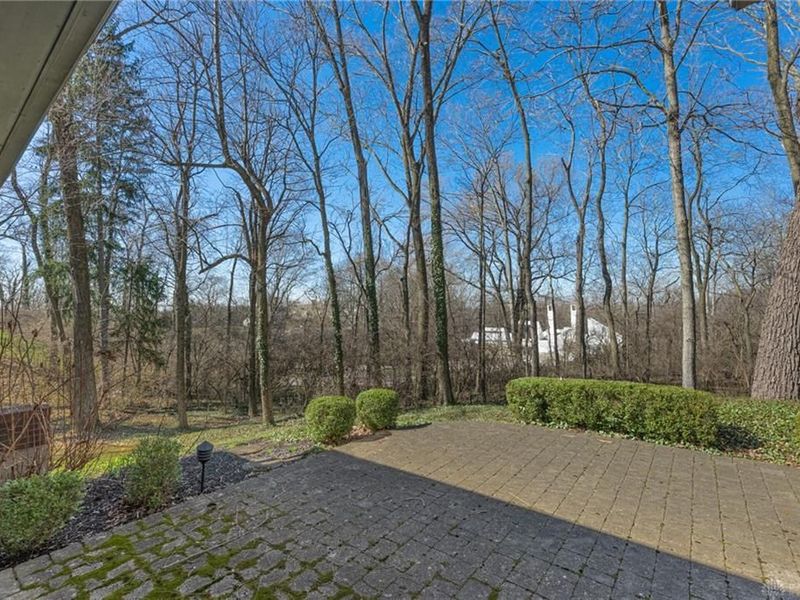 31 Walnut Lane, Oakwood, OH 45419 Photo 12