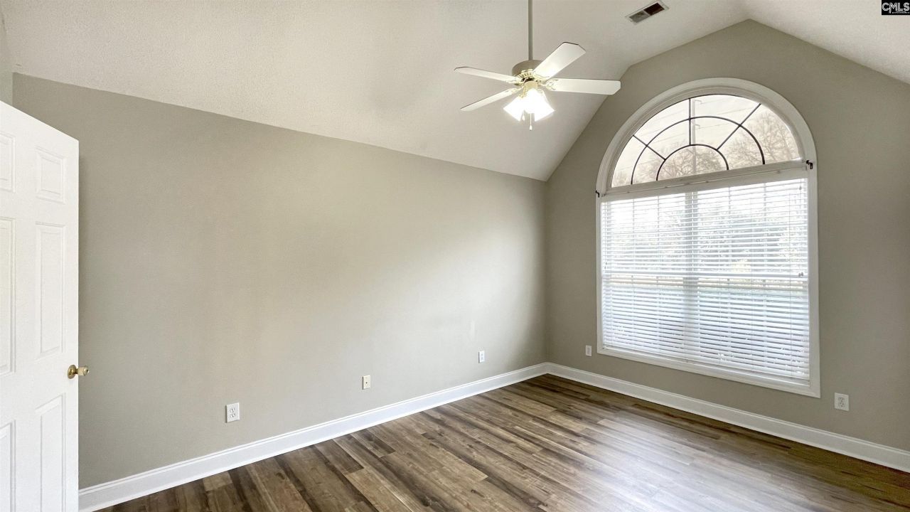 759 Burnside Drive Photo 15