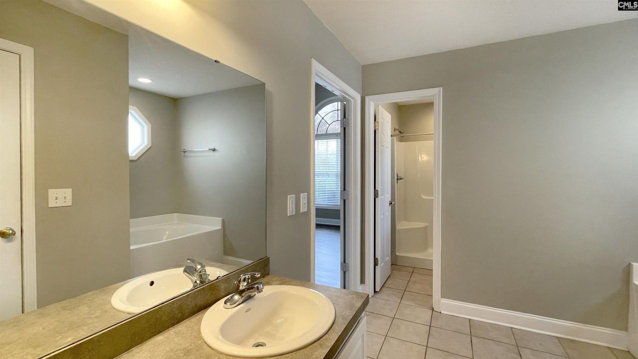 759 Burnside Drive Photo 22