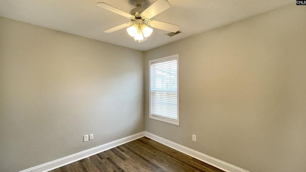 759 Burnside Drive Photo 31