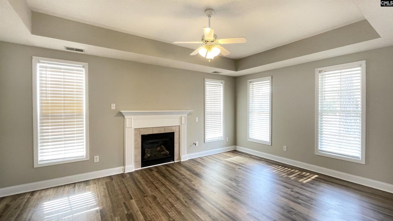 759 Burnside Drive Photo 7