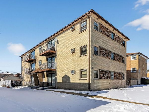 2742 N 73RD Court, Unit 2E, Elmwood Park, IL 60707