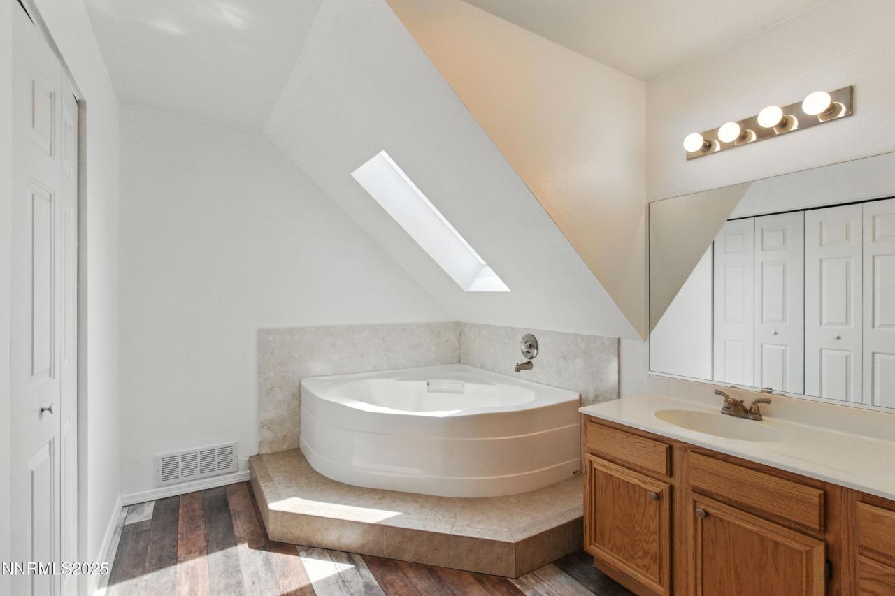 260 Virgil Drive, Sparks, NV 89441 Photo