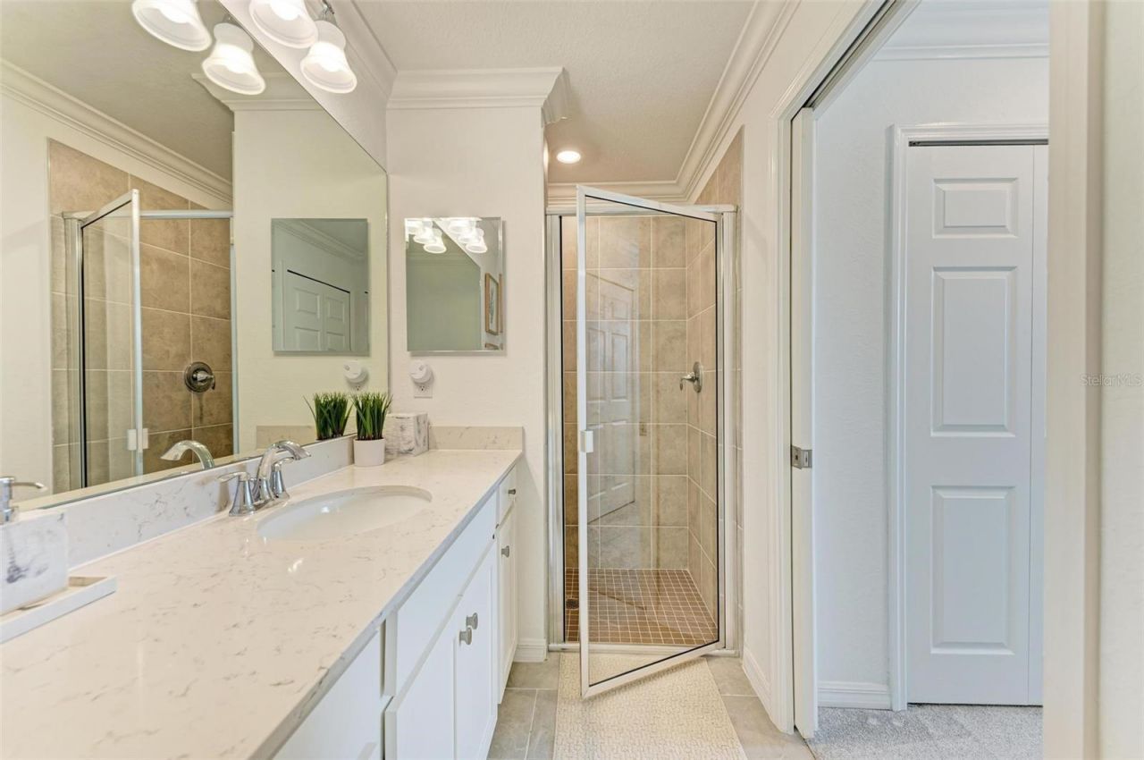 18114 Gawthrop Drive, Unit 108, Bradenton, FL 34211 Photo