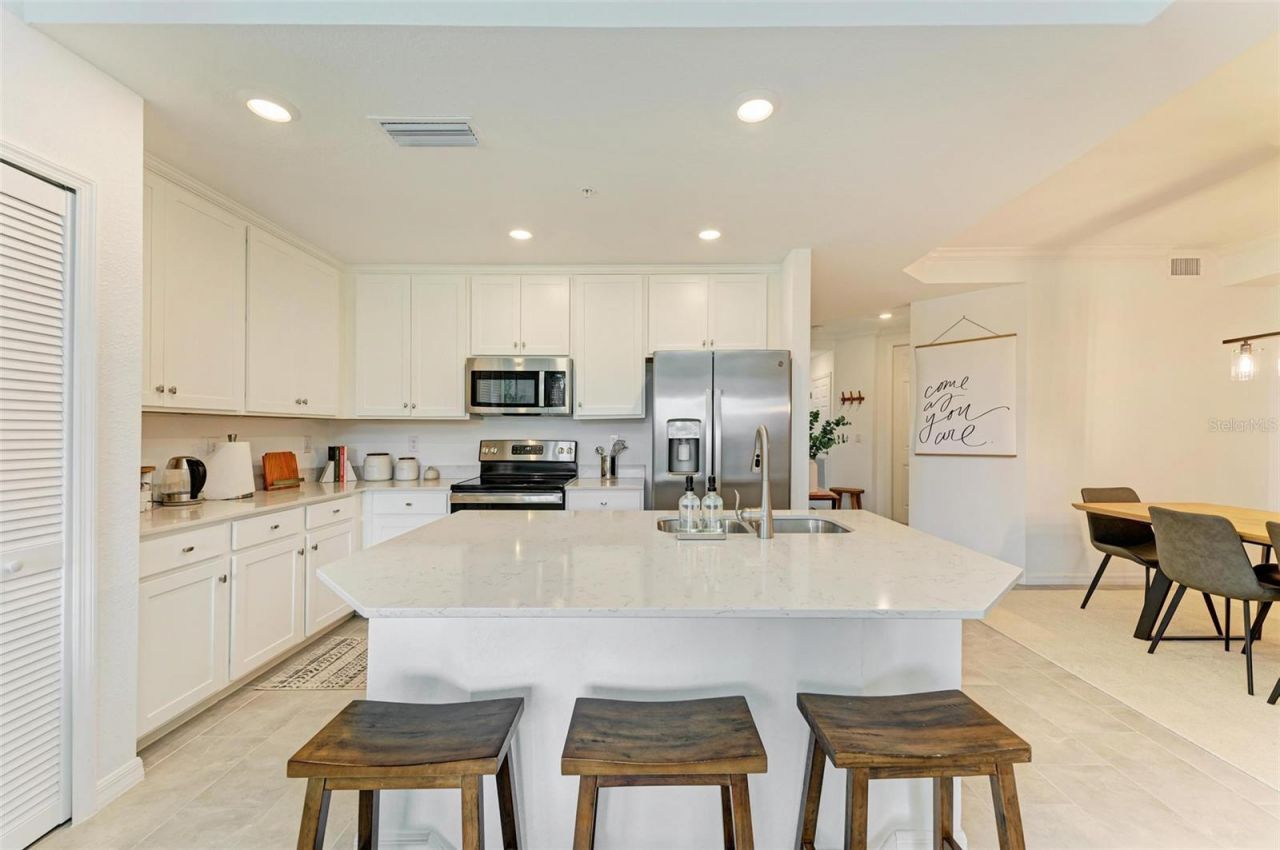 18114 Gawthrop Drive, Unit 108, Bradenton, FL 34211 Photo