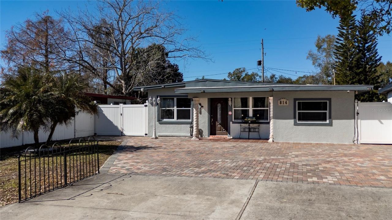 814 Irwin Drive, Orlando, FL 32807 Main Photo