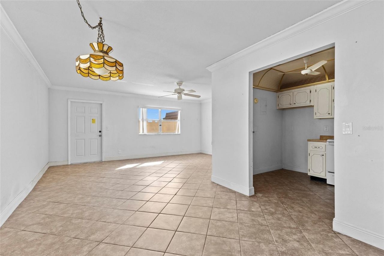 187 Saxony Terrace, Unit D, Delray Beach, FL 33446 Photo