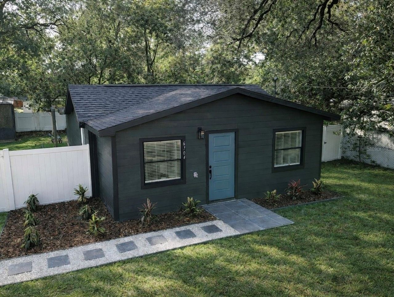 6704 N 11th Street, Tampa, FL 33604 Main Photo