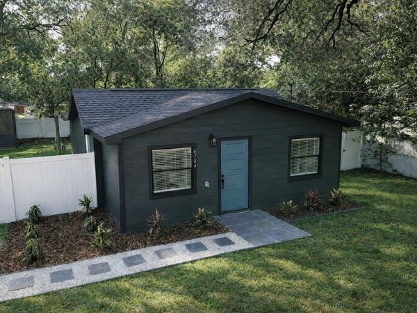 6704 N 11TH STREET, TAMPA, FL 33604