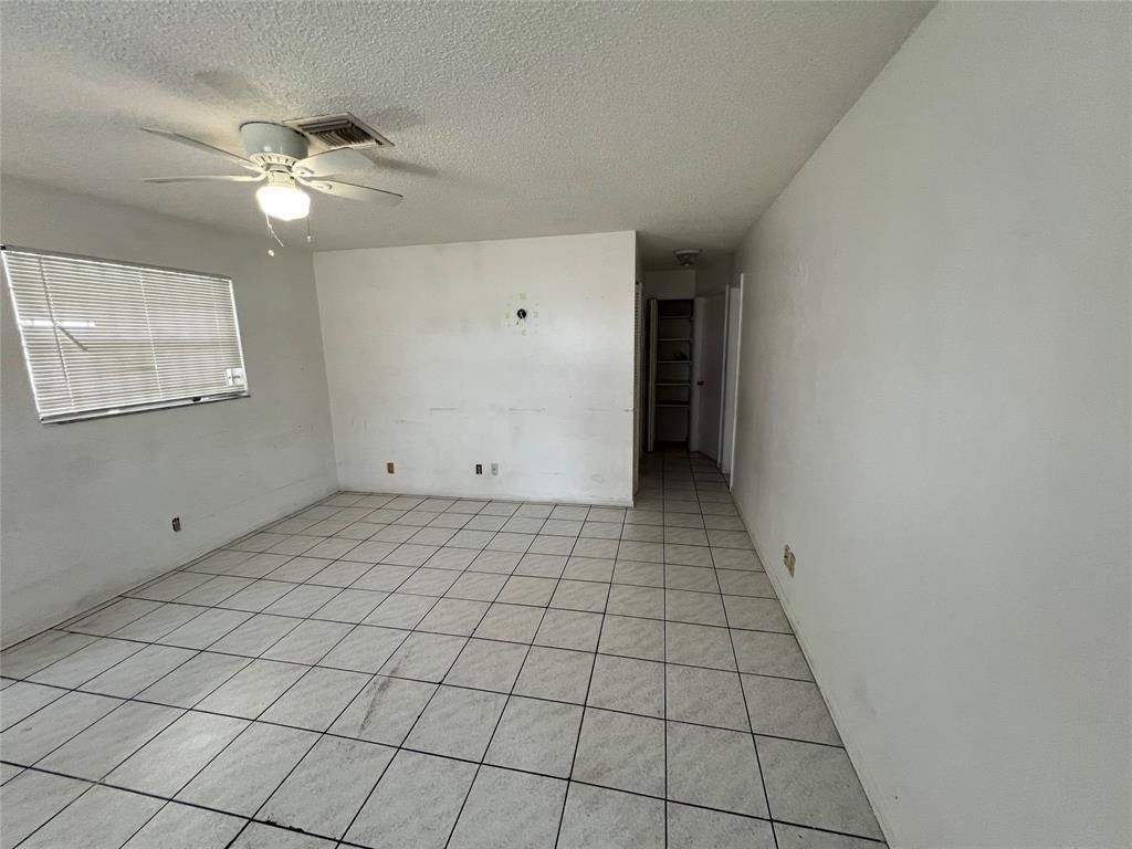 230 SW 1st Street, Unit G-8, Pompano Beach, FL 33060 Photo
