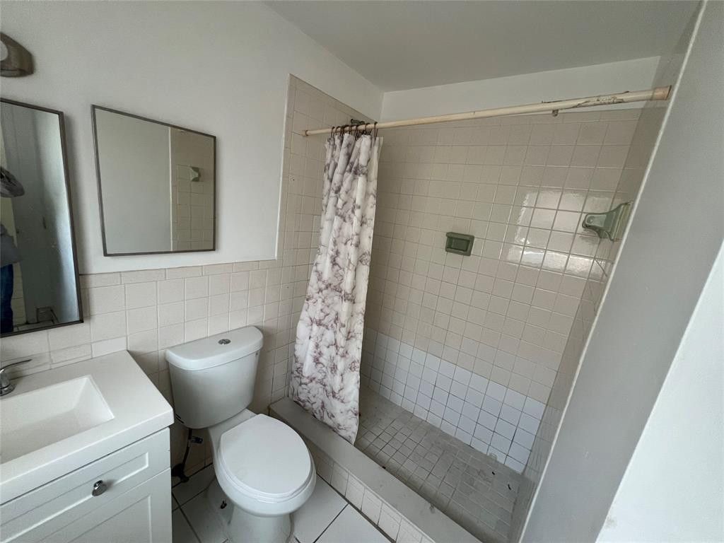 230 SW 1st Street, Unit G-8, Pompano Beach, FL 33060 Photo