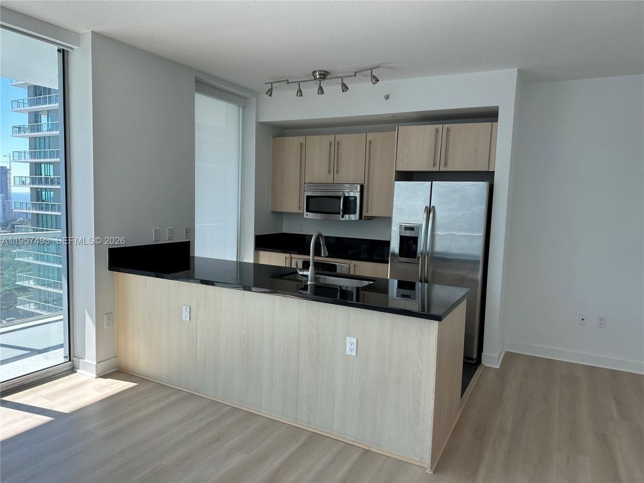 1111 SW 1st Ave , Unit 3519-N, Miami, FL 33130 Photo