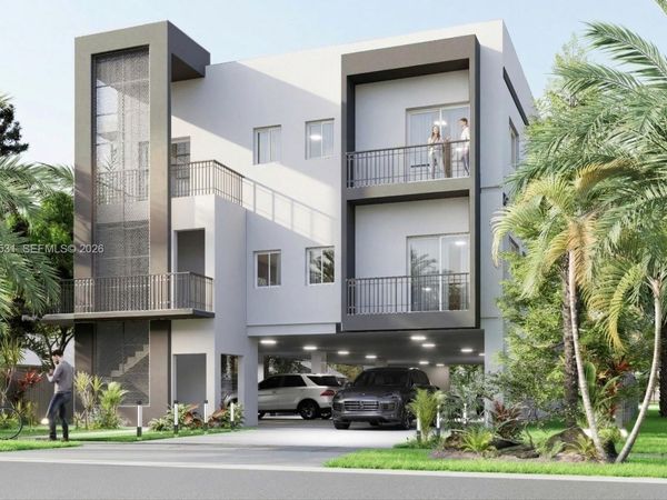 1949 Harding St , Hollywood, FL 33020