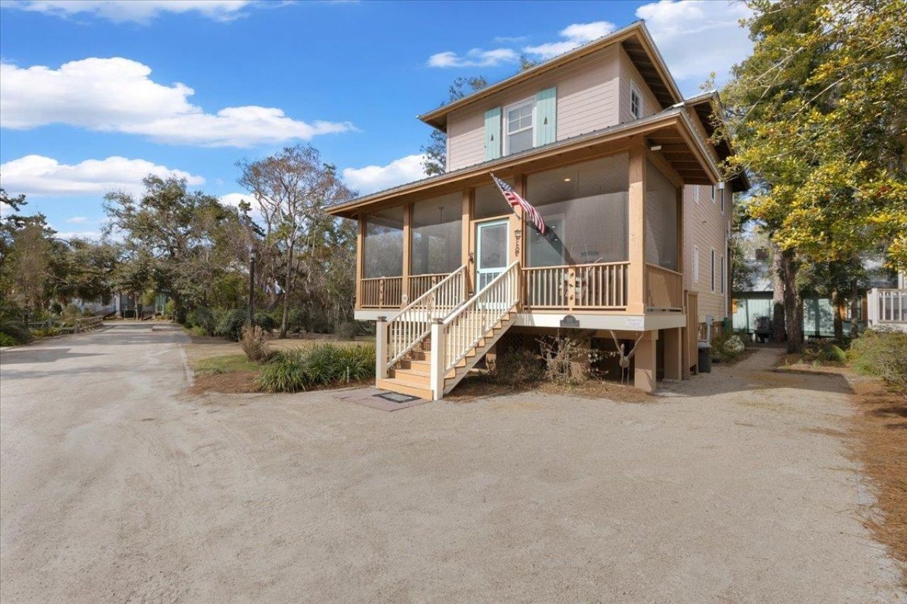 305 NE Winslow Street, Steinhatchee, FL 00000 Photo