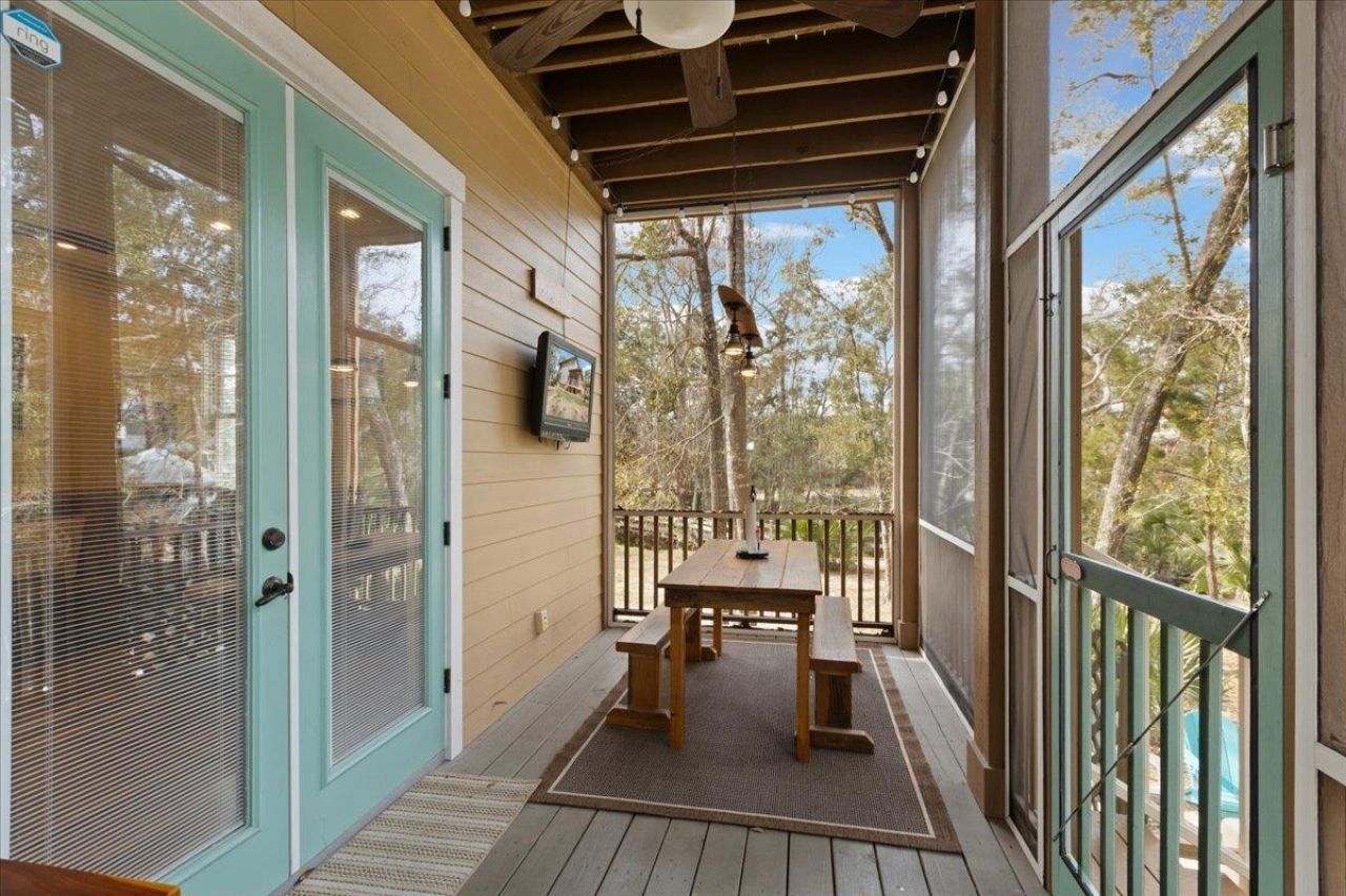 305 NE Winslow Street, Steinhatchee, FL 00000 Photo