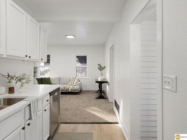 2811 N 68th Street, Omaha, NE 68104