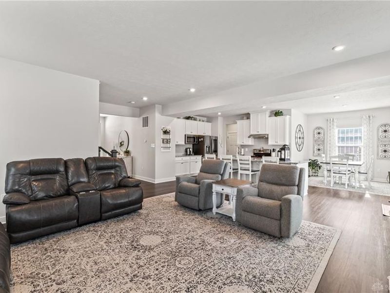 899 Cedar Grove Drive, Tipp City, OH 45371 Photo 13