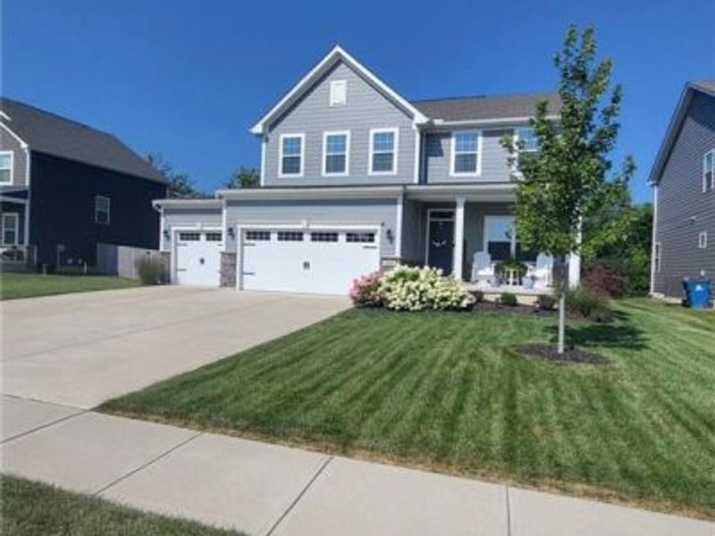 899 Cedar Grove Drive, Tipp City, OH 45371 Photo 2