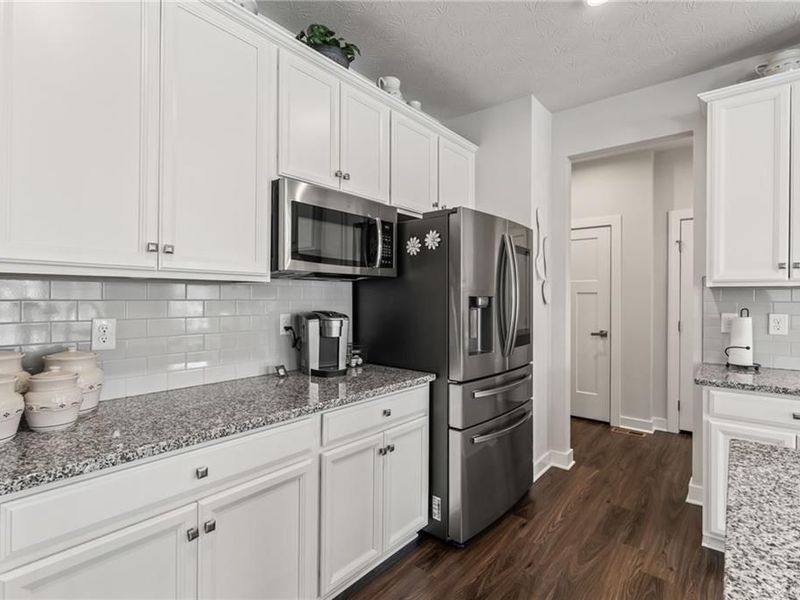 899 Cedar Grove Drive, Tipp City, OH 45371 Photo 6