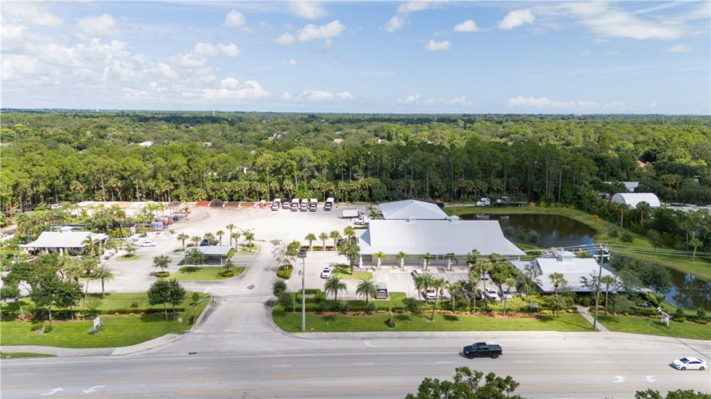 3700 9th St Sw, Unit 102, Vero Beach, FL 32968 Photo