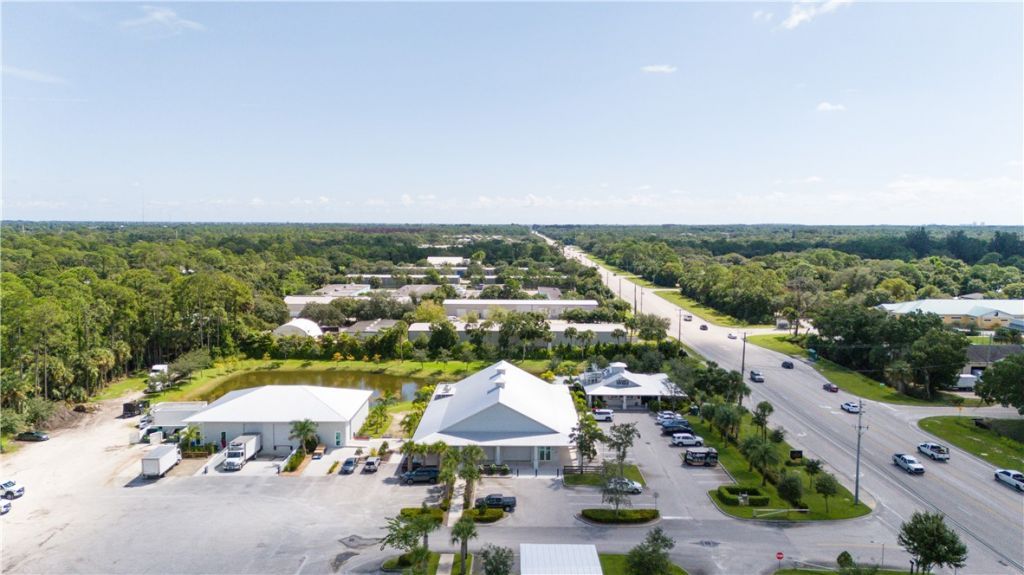 3700 9th St Sw, Unit 102, Vero Beach, FL 32968 Photo