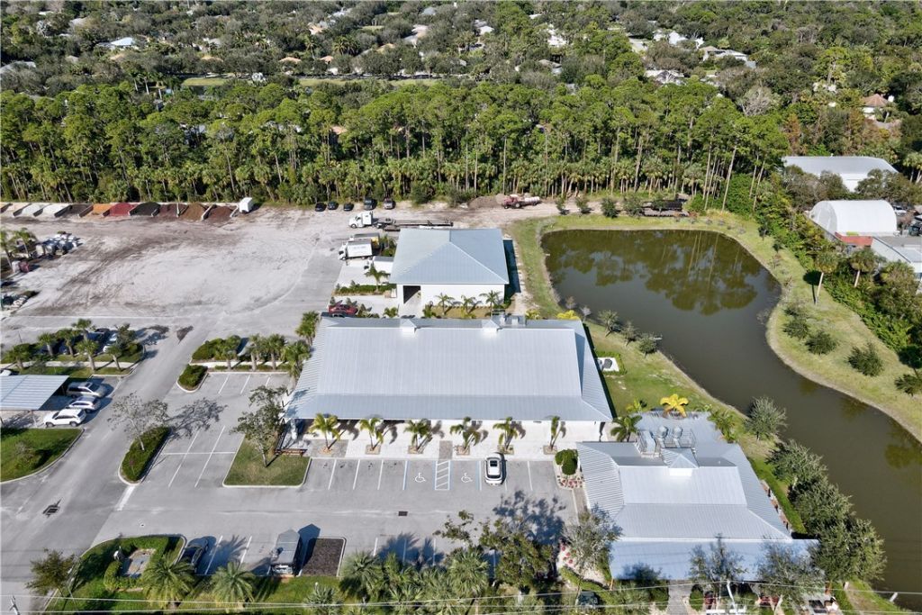3700 9th St Sw, Unit 102, Vero Beach, FL 32968 Photo