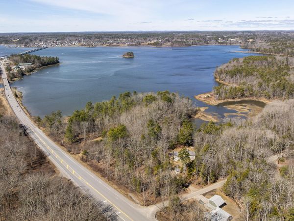 2-1 US Route 1, Edgecomb, ME 04556