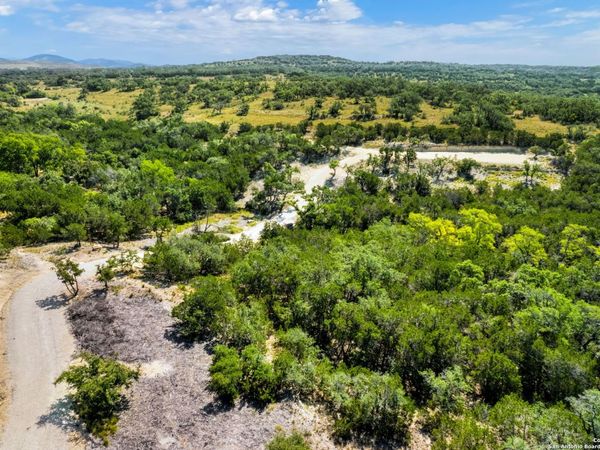 472 Stallion Estates Dr, Spring Branch, TX 78070