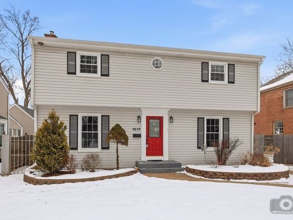 1017 N Main Street, Wheaton, IL 60187