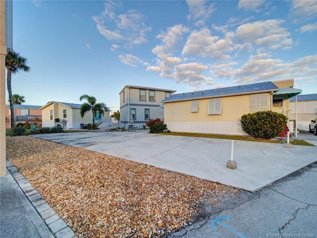 10725 S Ocean Drive, Lot #402, Jensen Beach, FL 34957 Photo