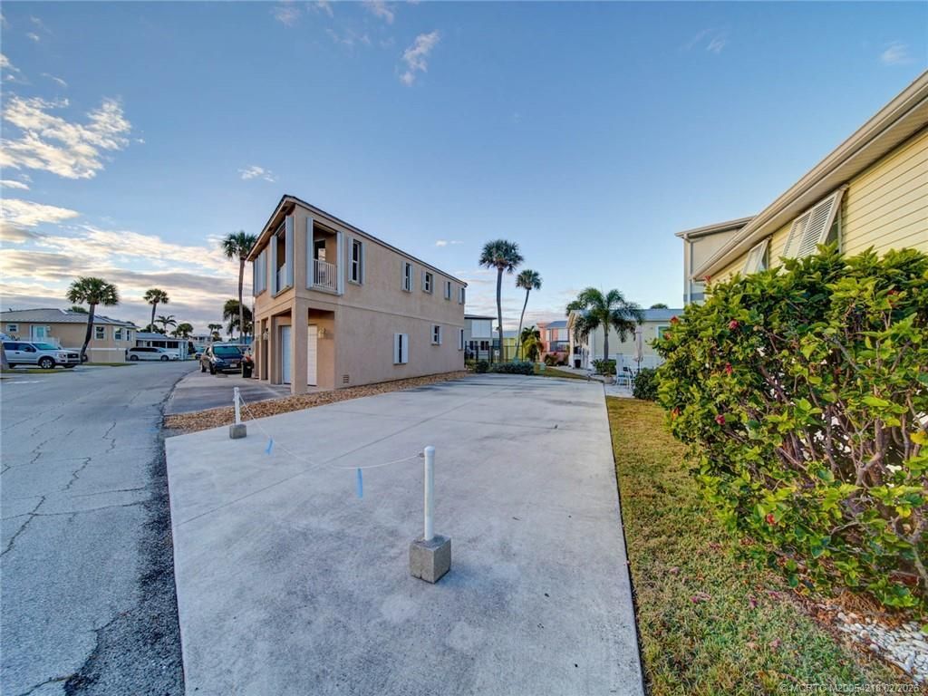 10725 S Ocean Drive, Lot #402, Jensen Beach, FL 34957 Photo