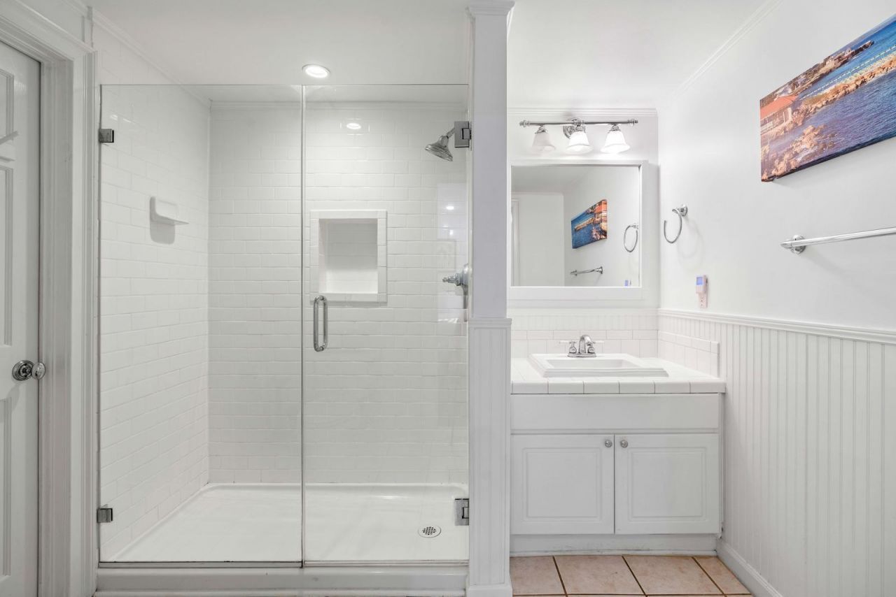 104 Queen Street Photo 15